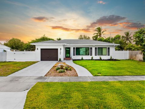 121 Bayberry Drive Lake Park FL 33403