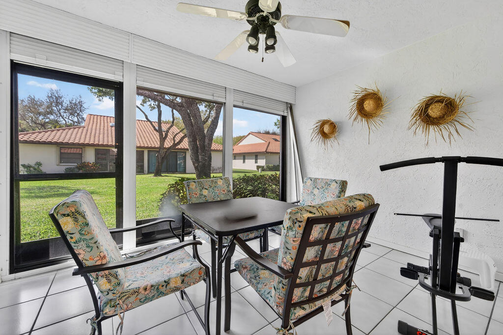 HUNTINGTON POINTE - Residential