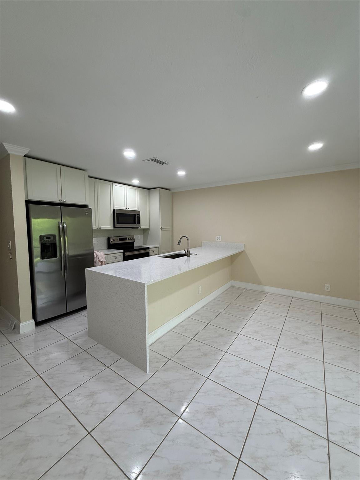 Coral Spgs Country Club W - Residential Lease