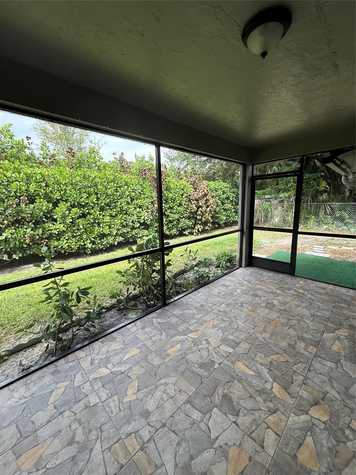 Coral Spgs Country Club W - Residential Lease