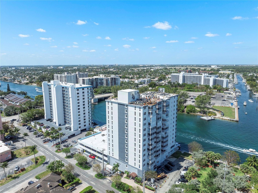 INTRACOASTAL TOWER - Residential