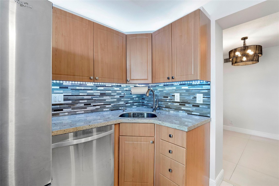 INTRACOASTAL TOWER - Residential