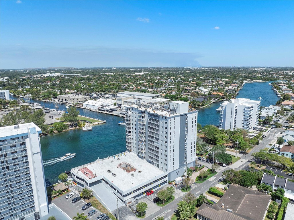 INTRACOASTAL TOWER - Residential