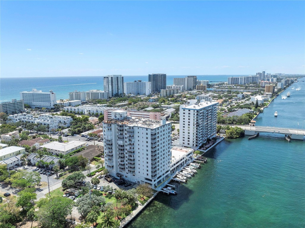 INTRACOASTAL TOWER - Residential