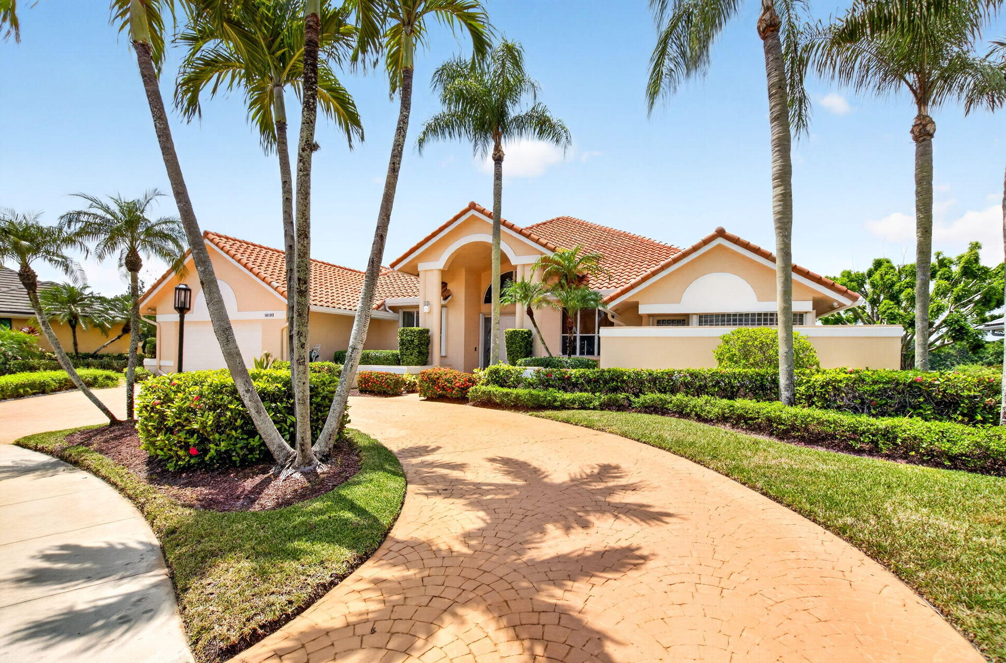 10192 Shireoaks Lane