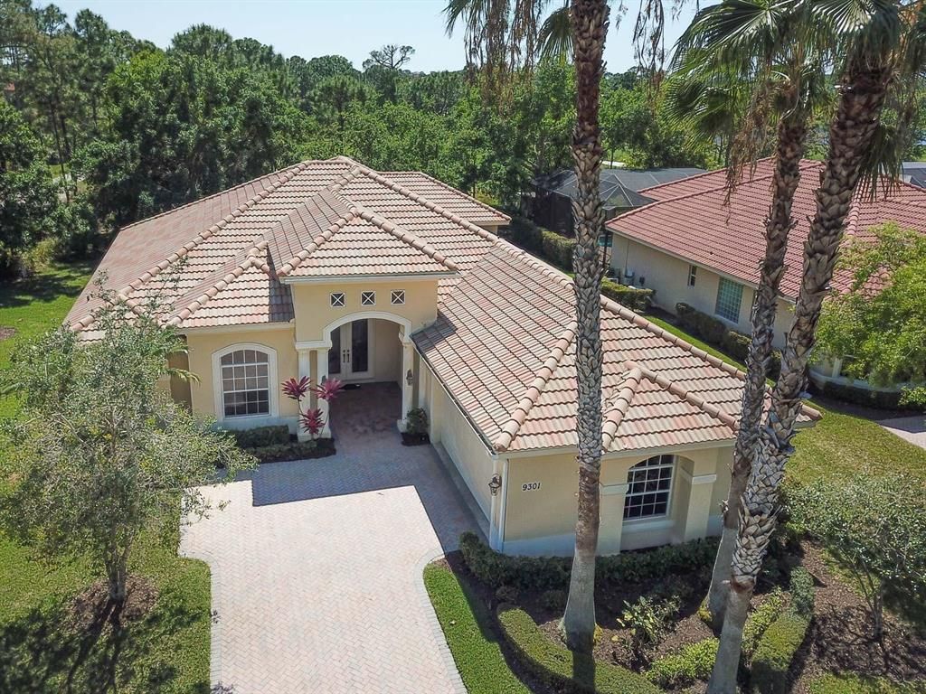 Photo of 9301 Briarcliff Trace, Port Saint Lucie, FL 34986 (MLS # R10677615)