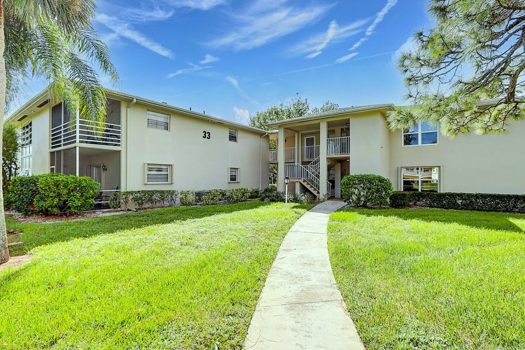 Photo of 33 LAKE VISTA Trail #206, Port Saint Lucie, FL 34952 (MLS # B26092579)