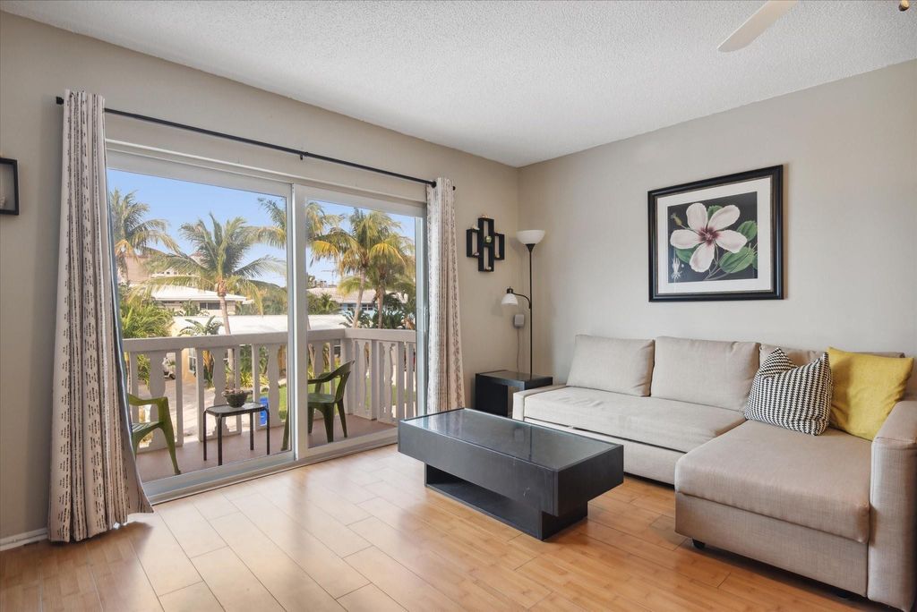 Photo of 424 N Riverside Drive #204, Pompano Beach, FL 33062 (MLS # F10517024)