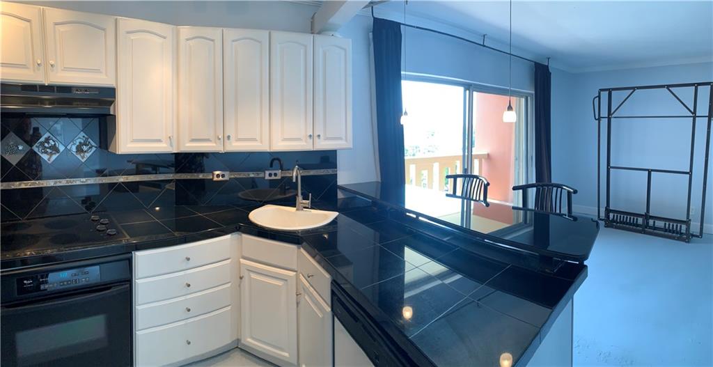 River Reach Condominiums - Residential