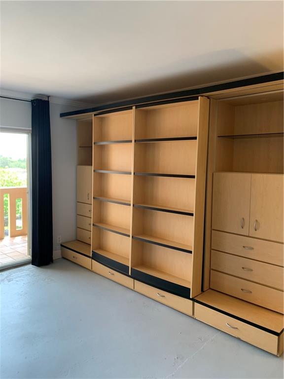 River Reach Condominiums - Residential