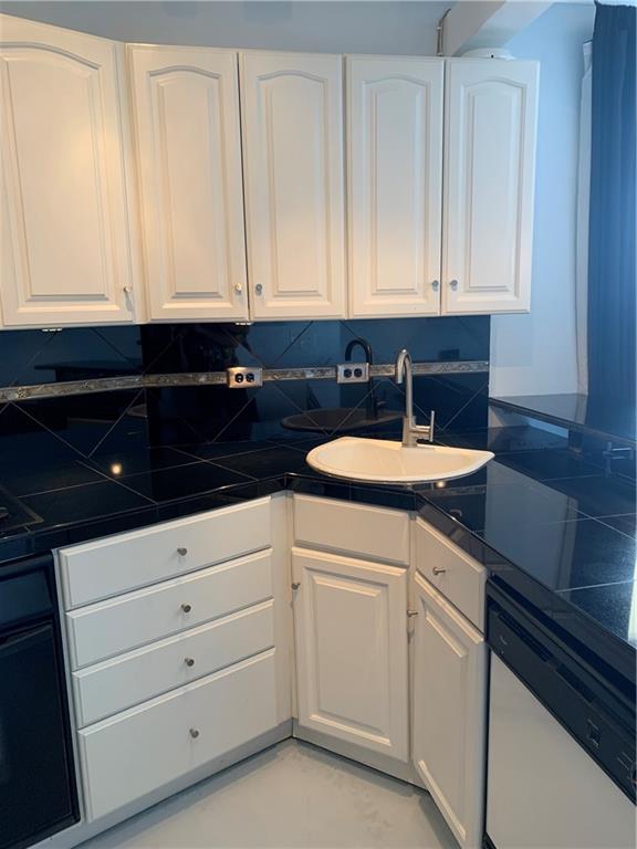 River Reach Condominiums - Residential