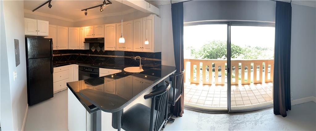 River Reach Condominiums - Residential