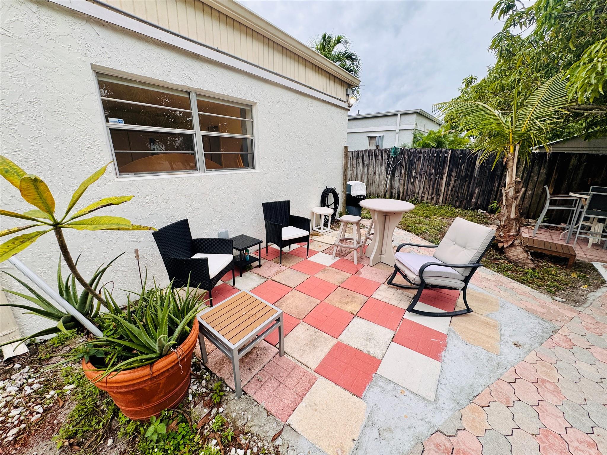 Springtree Lakes 79-12 B - Residential