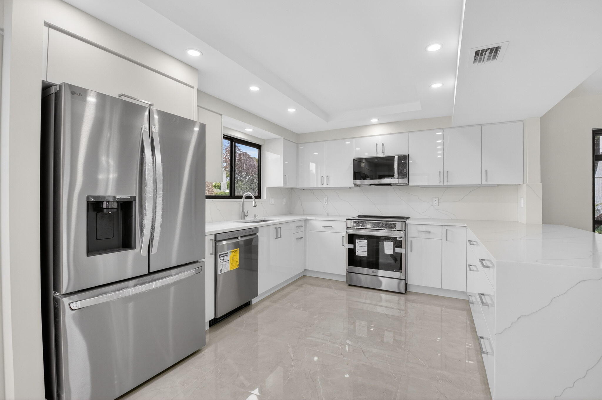 15350 Strathearn Drive 12501
