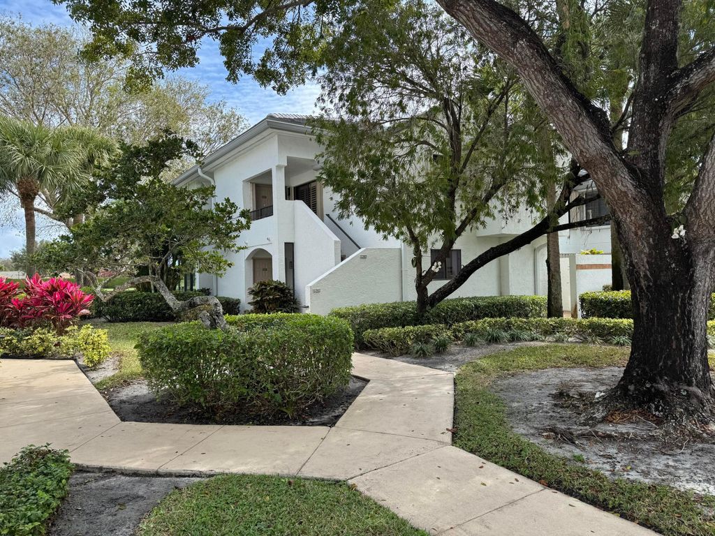 Photo of 15350 Strathearn Drive #12501, Delray Beach, FL 33446 (MLS # R11167686)