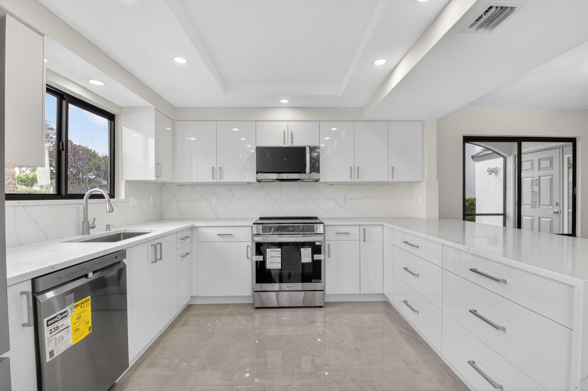 15350 Strathearn Drive 12501