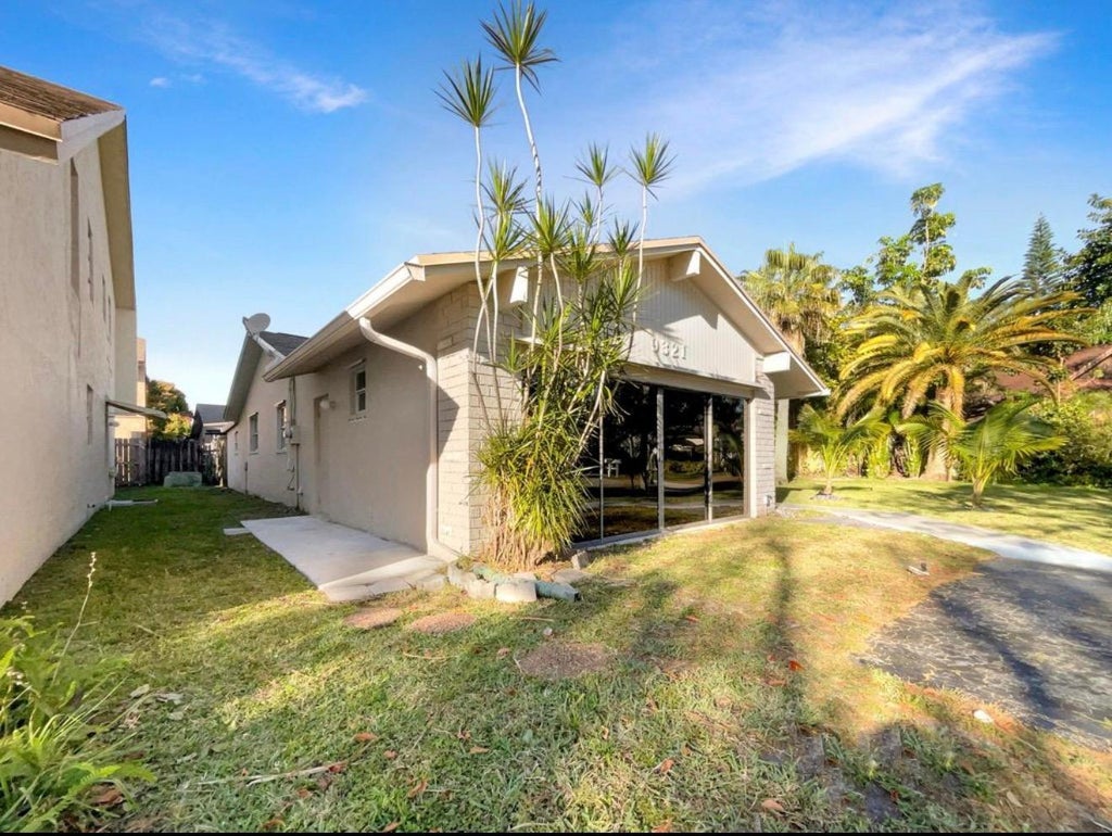 Photo of 9321 NW 35TH Manor, Sunrise, FL 33351 (MLS # B26058496)