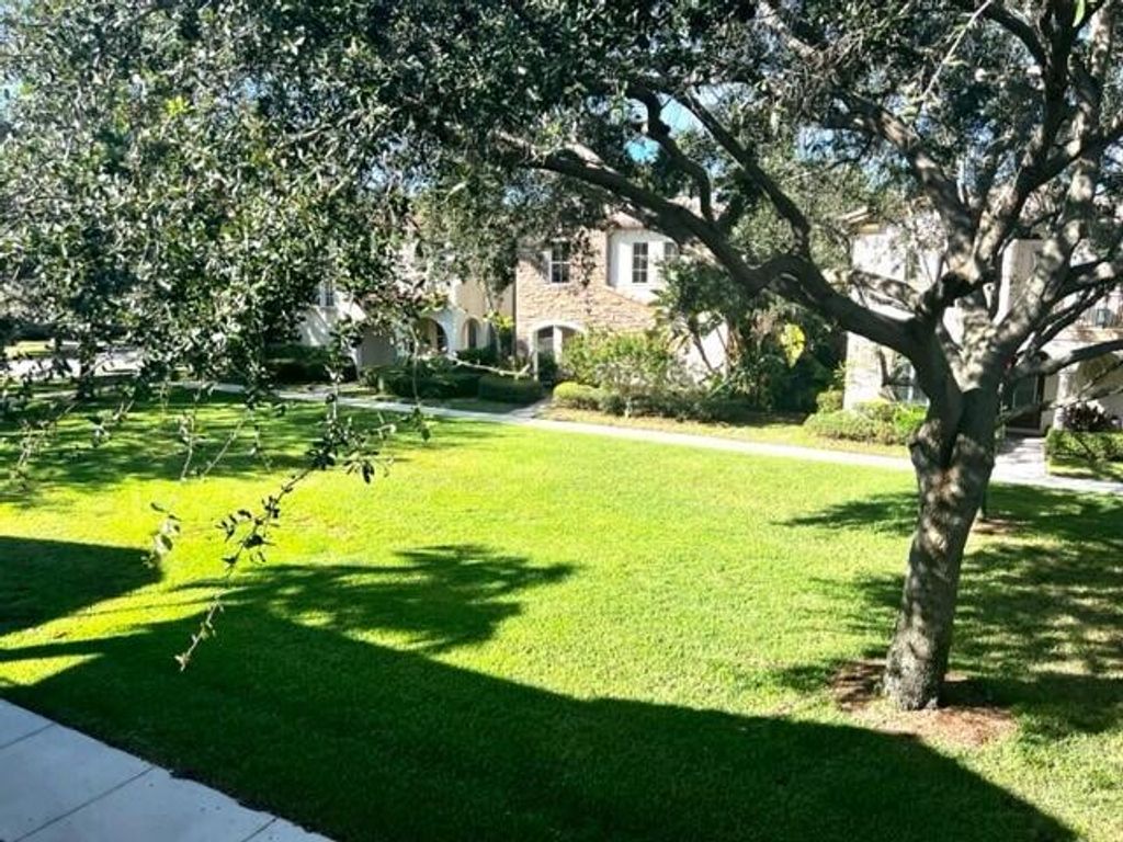 Photo of 30 Stoney Drive, Palm Beach Gardens, FL 33410 (MLS # R10934812)