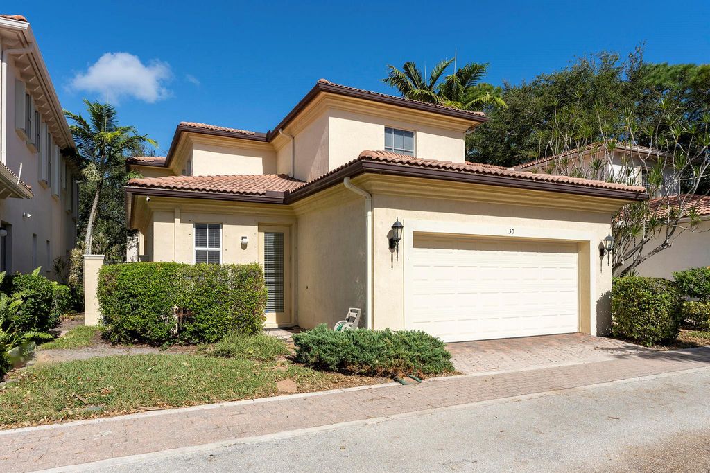 Photo of 30 Stoney Drive, Palm Beach Gardens, FL 33410 (MLS # R10934812)