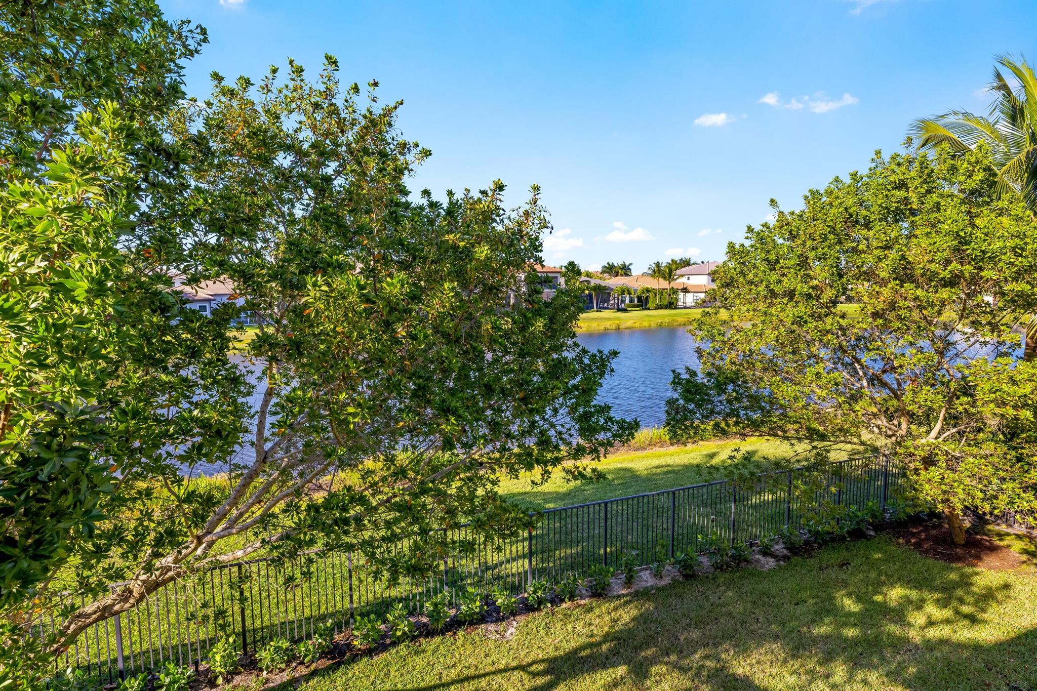 Seven Bridges - Residential