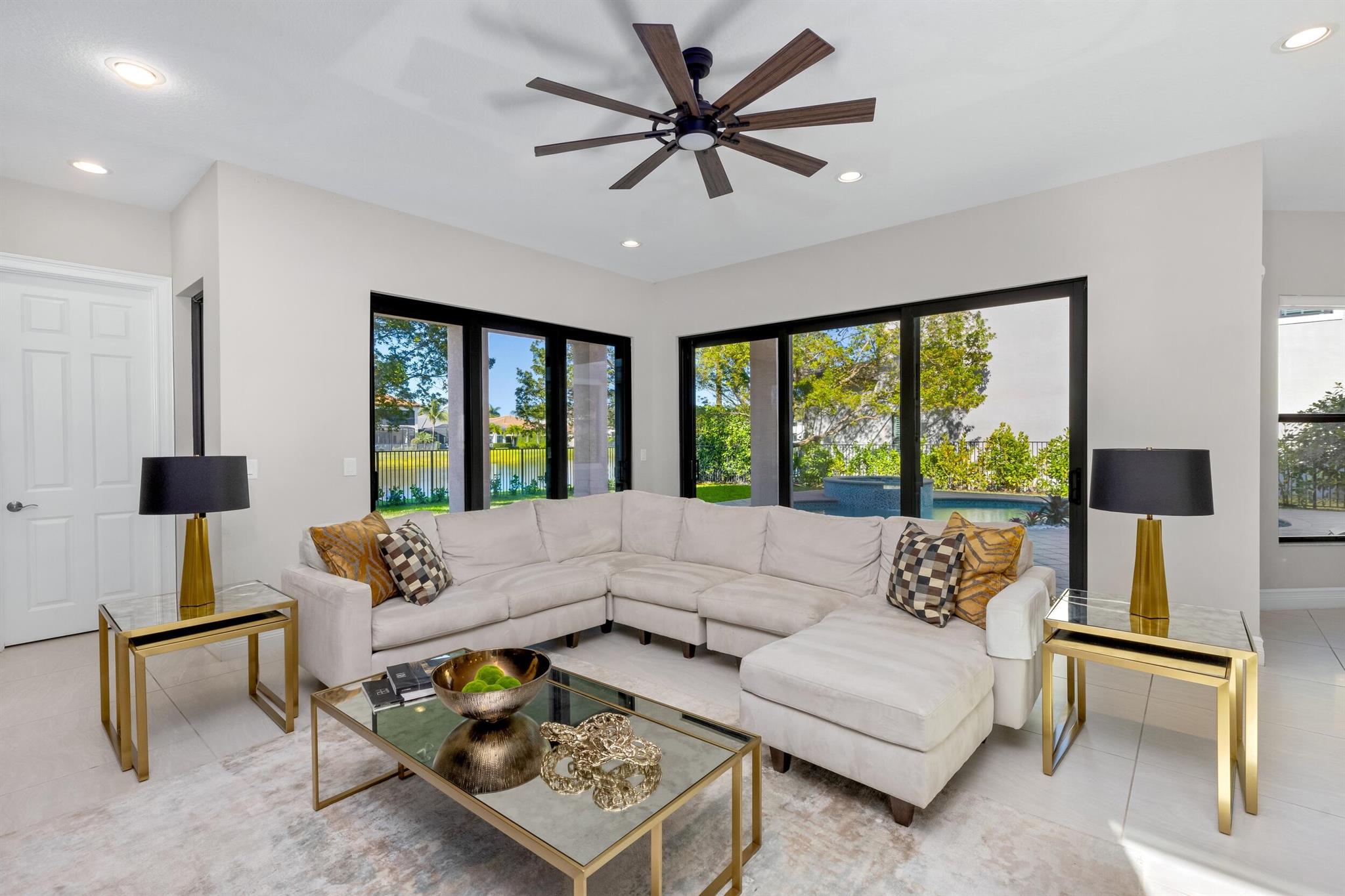 Seven Bridges - Residential