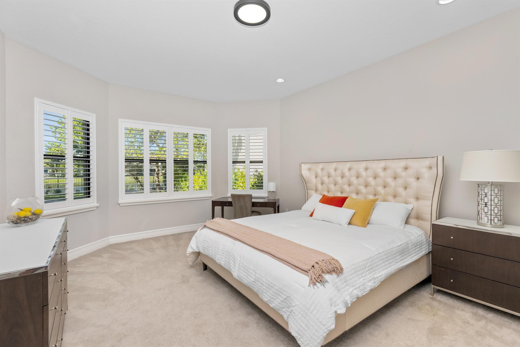 Seven Bridges - Residential