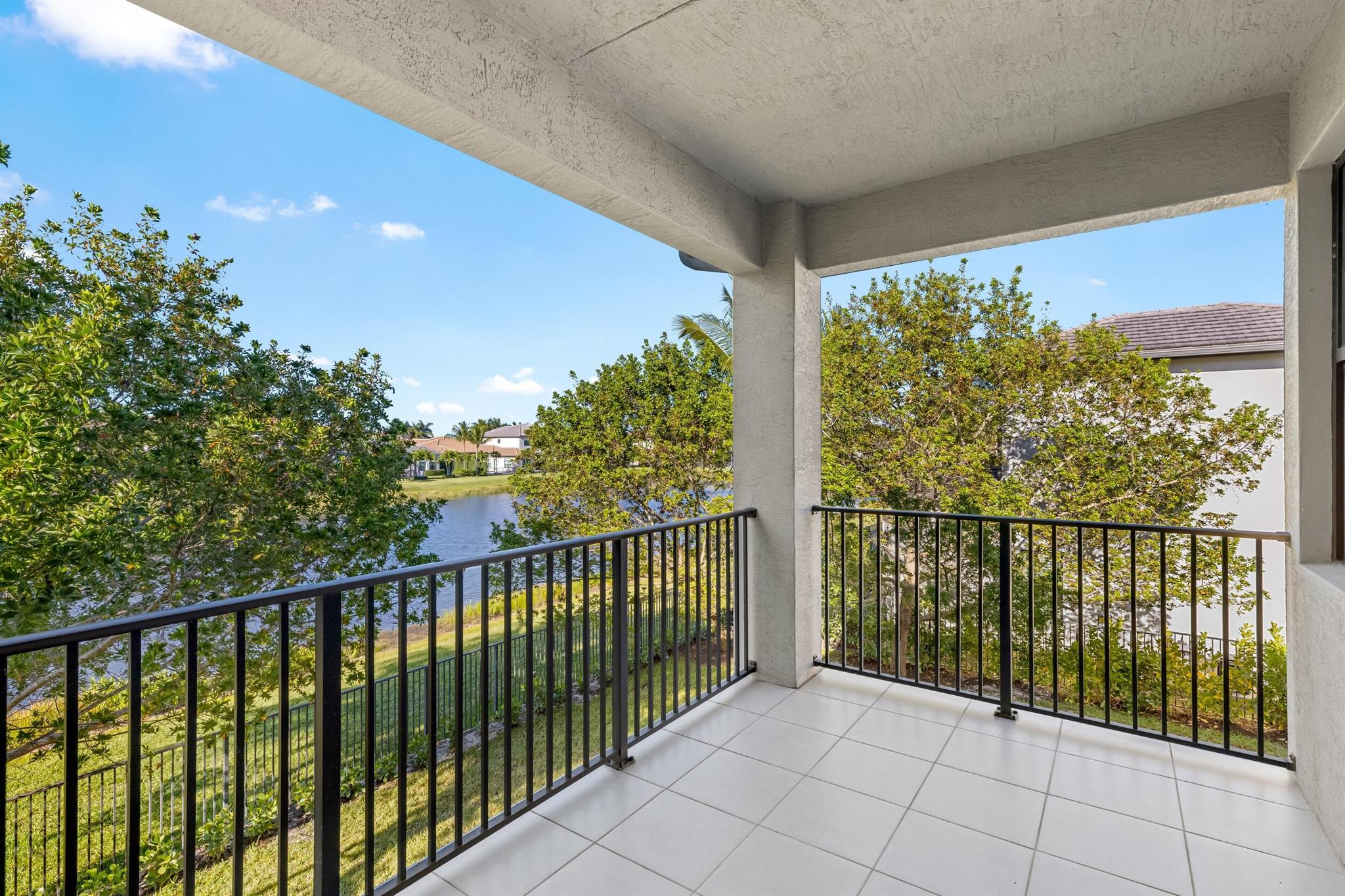 Seven Bridges - Residential