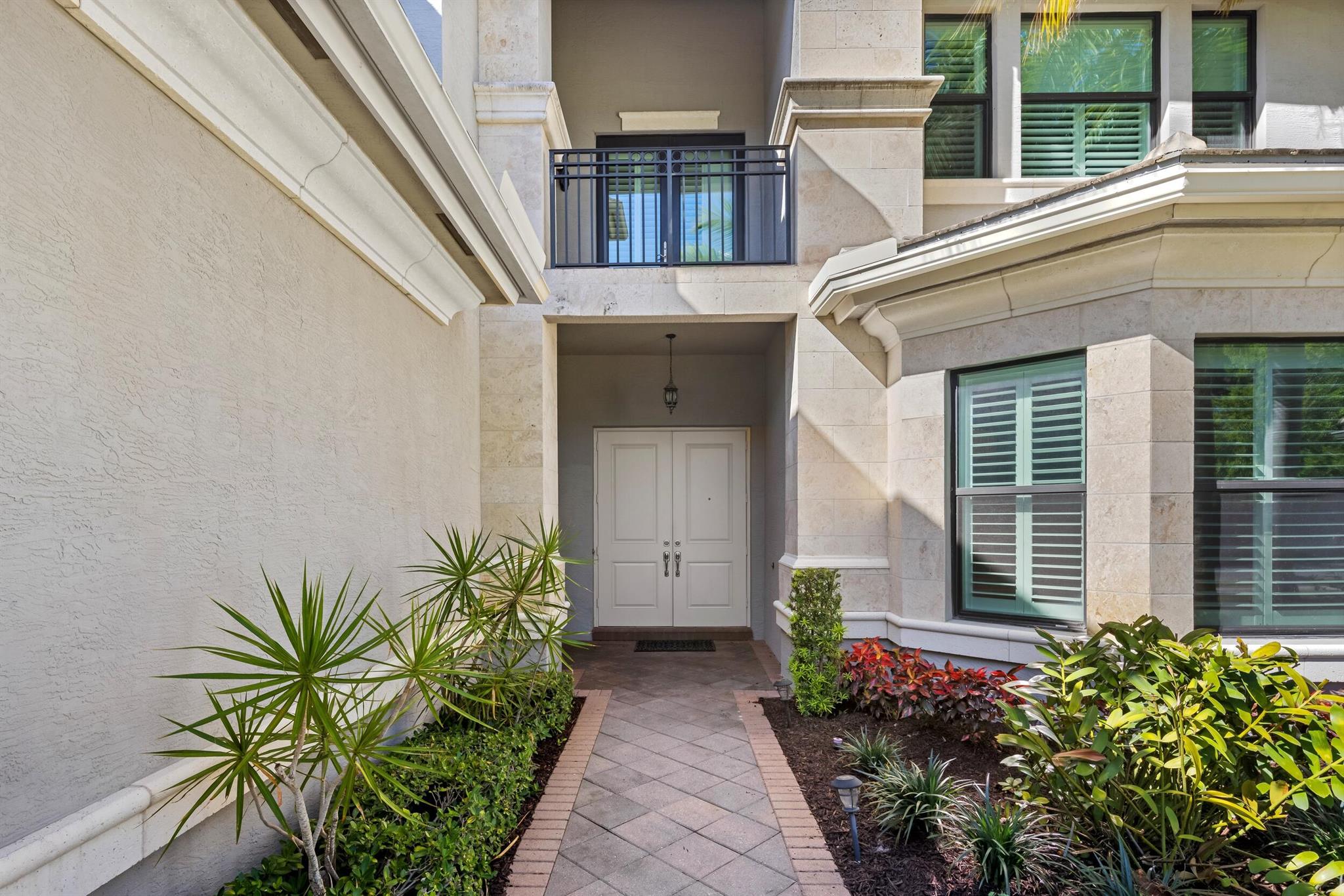 Seven Bridges - Residential