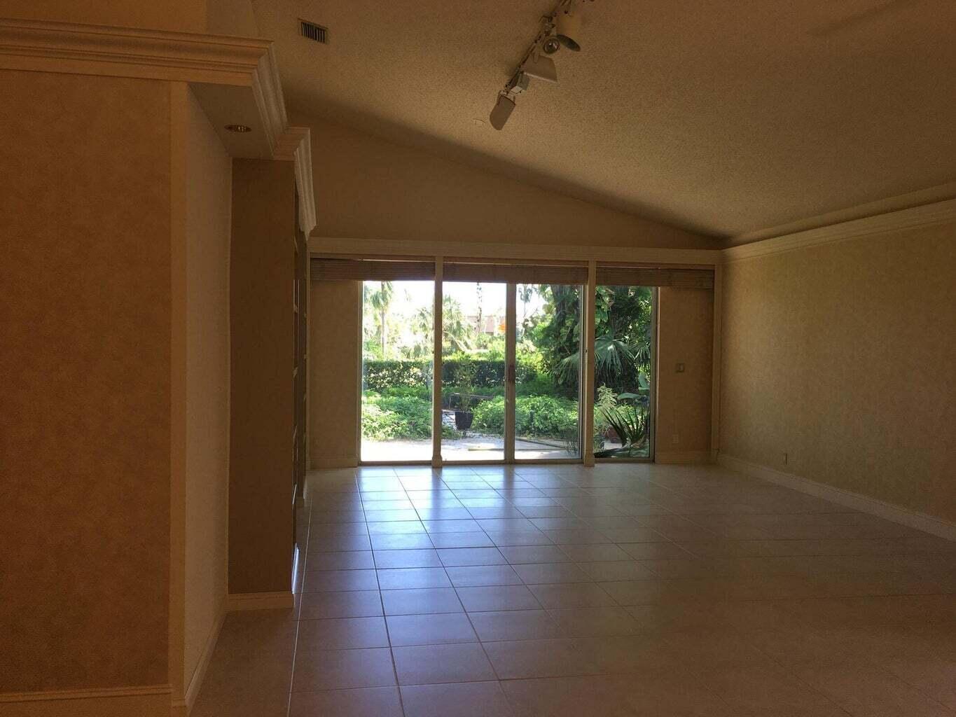 EASTPOINTE SUB 13A - Residential Lease