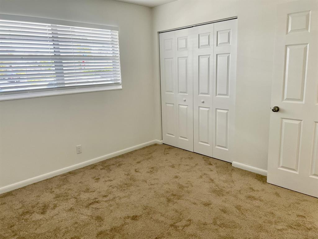 NORTHPORT CONDOMINIUM APTS LTS 137,138 & 139 & PT - Residential