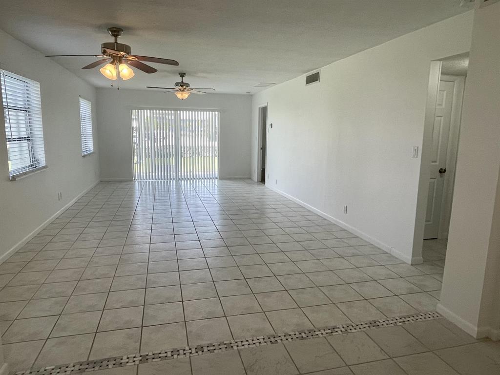 NORTHPORT CONDOMINIUM APTS LTS 137,138 & 139 & PT - Residential