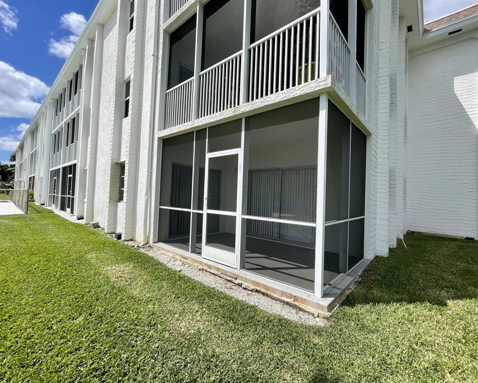 NORTHPORT CONDOMINIUM APTS LTS 137,138 & 139 & PT - Residential