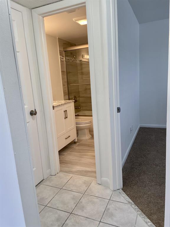 NORTHPORT CONDOMINIUM APTS LTS 137,138 & 139 & PT - Residential