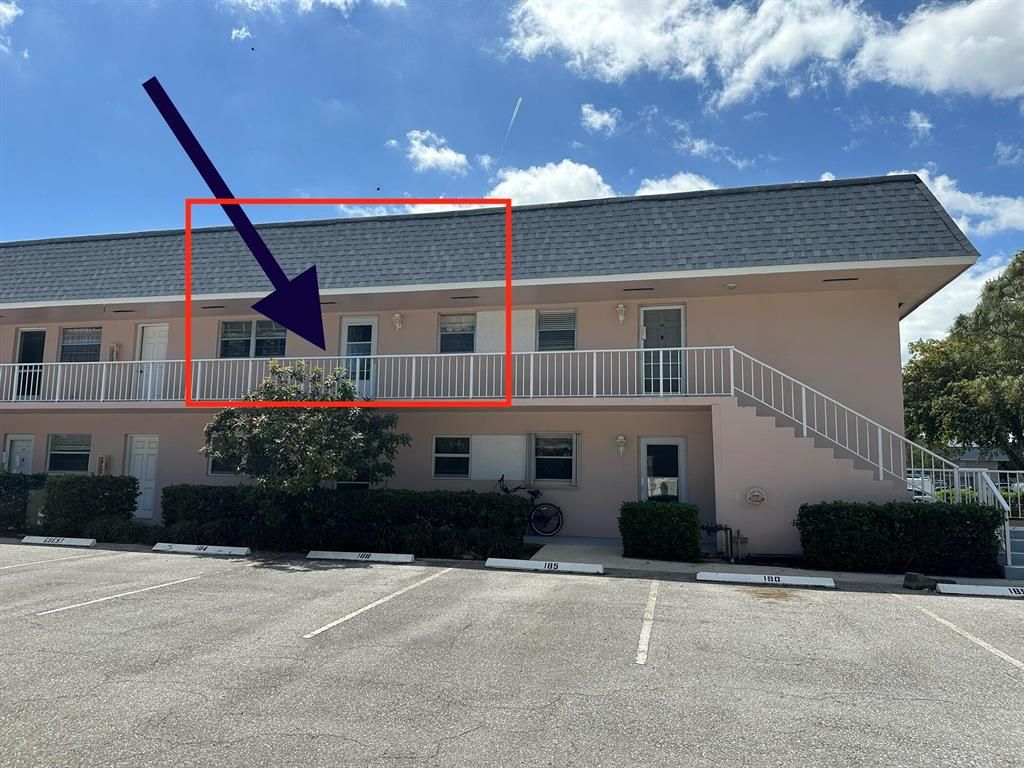 Photo of 18081 SE Country Club Drive #189, Jupiter, FL 33469 (MLS # R10886156)