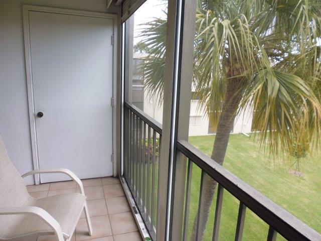 LAS VERDES DOGWOOD CONDO - Residential