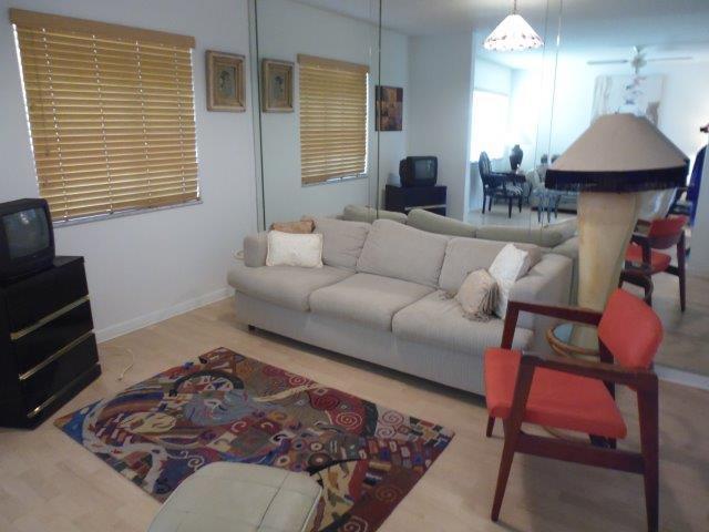 LAS VERDES DOGWOOD CONDO - Residential