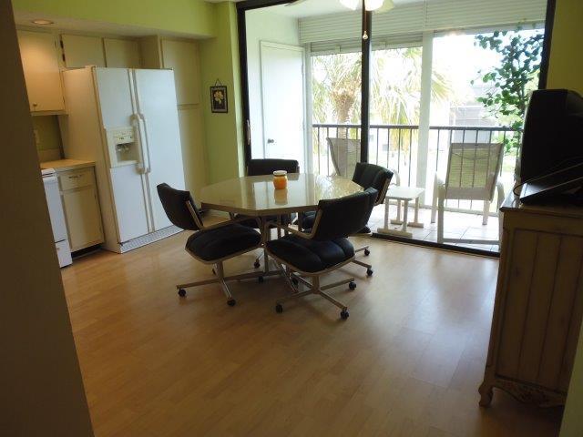 LAS VERDES DOGWOOD CONDO - Residential