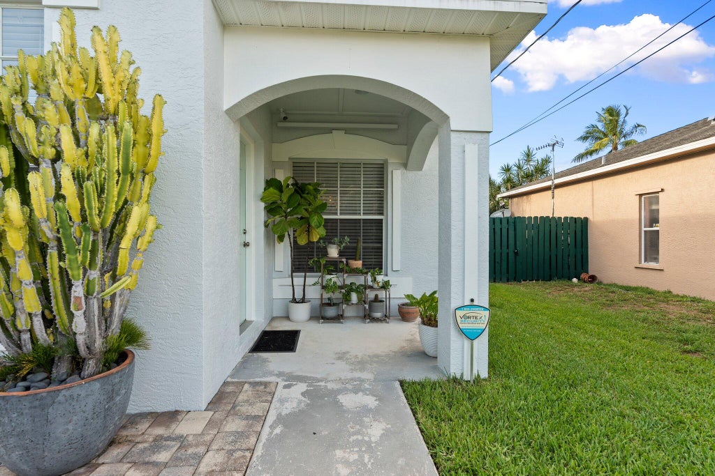 Photo of 6351 Adams Street, Jupiter, FL 33458 (MLS # R11103657)