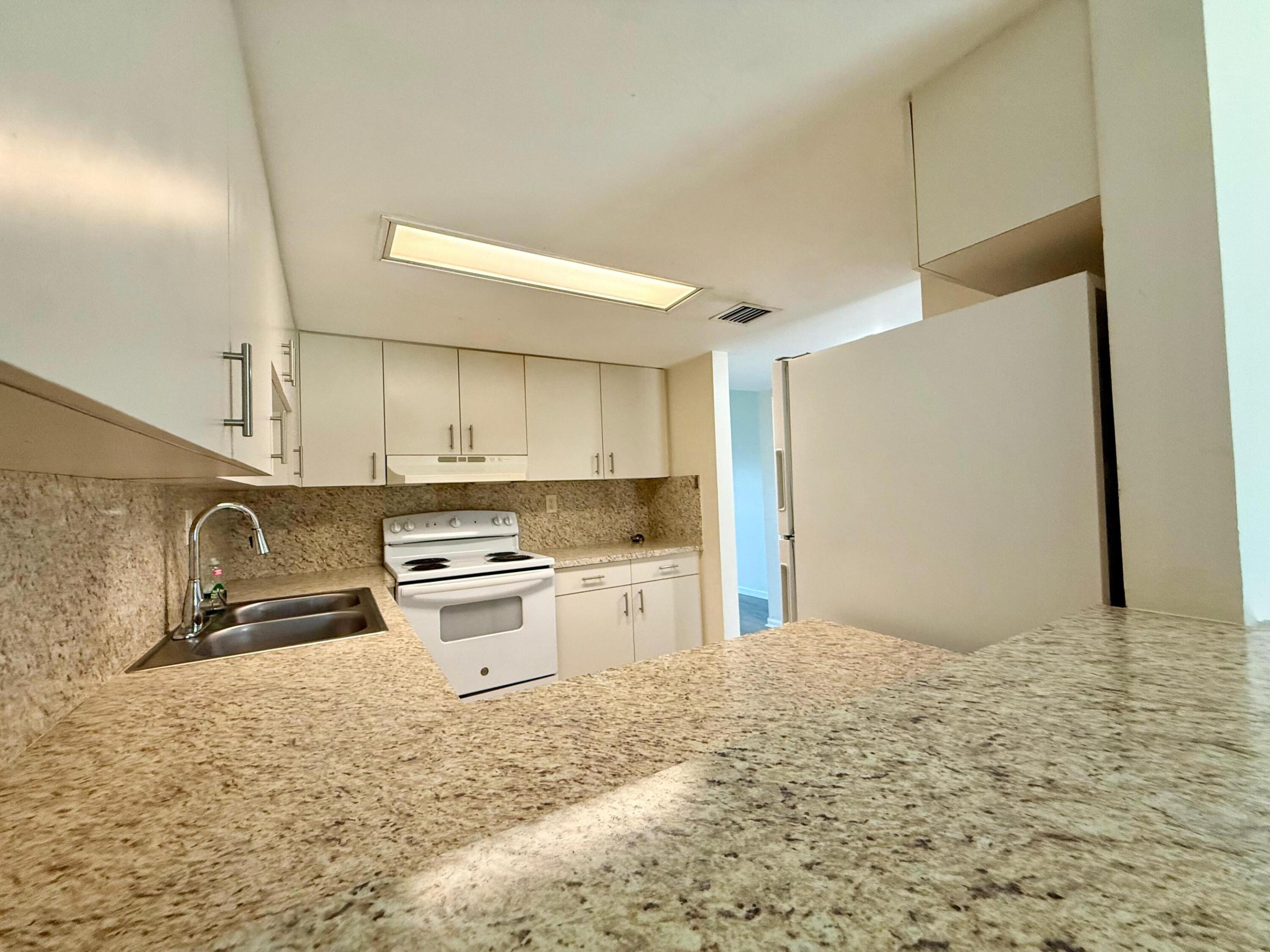 Marina Townhomes - Residential Lease