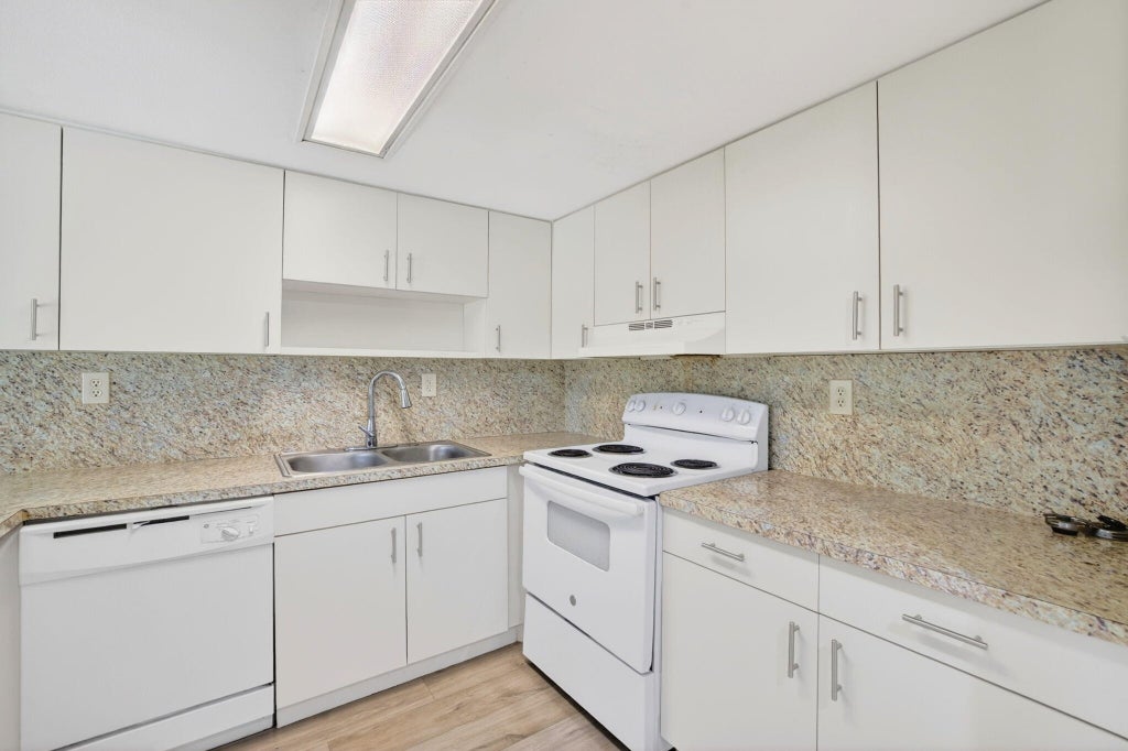 Photo of 321 Gulfstream Road, Dania Beach, FL 33004 (MLS # B26023649)