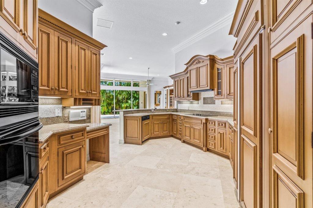 OLD MARSH GOLF CLUB - Residential