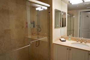 PALMETTO PLACE CONDO - Residential Lease