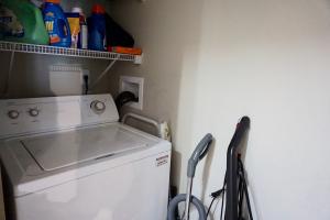 PALMETTO PLACE CONDO - Residential Lease