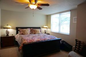 PALMETTO PLACE CONDO - Residential Lease