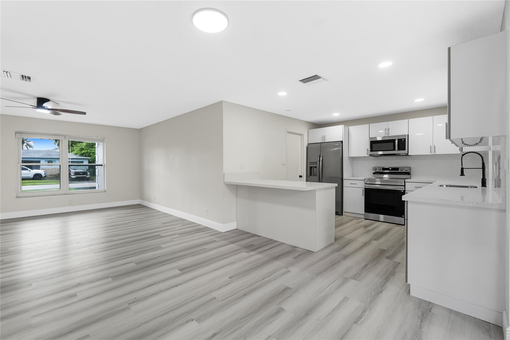 Flair Sub 3 51-39 B - Residential