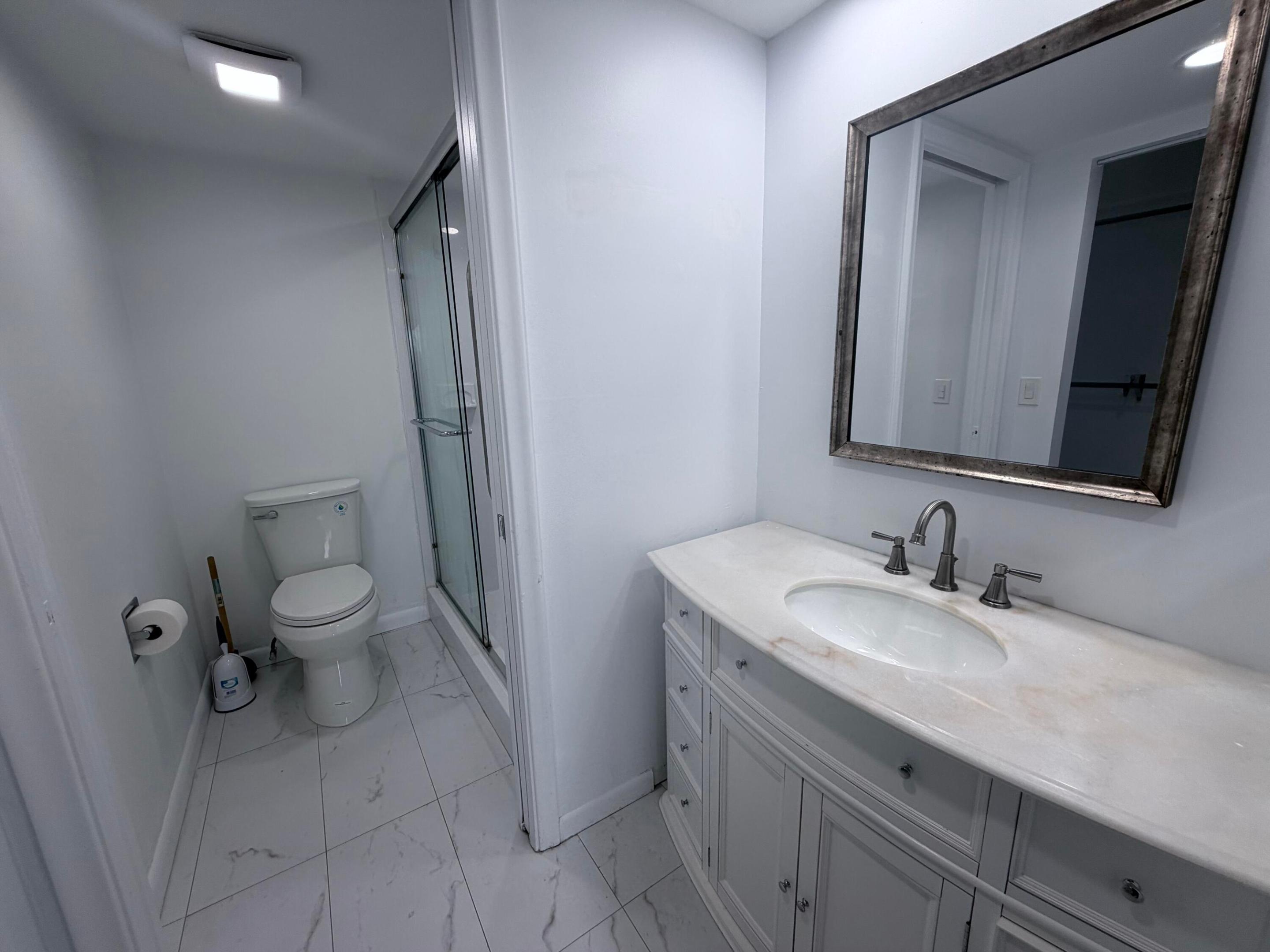 CAMBRIDGE AT CENTURY VILLAGE - Residential Lease