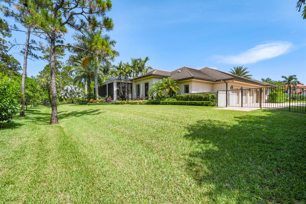 JUPITER EQUESTRIAN ESTATE - Residential