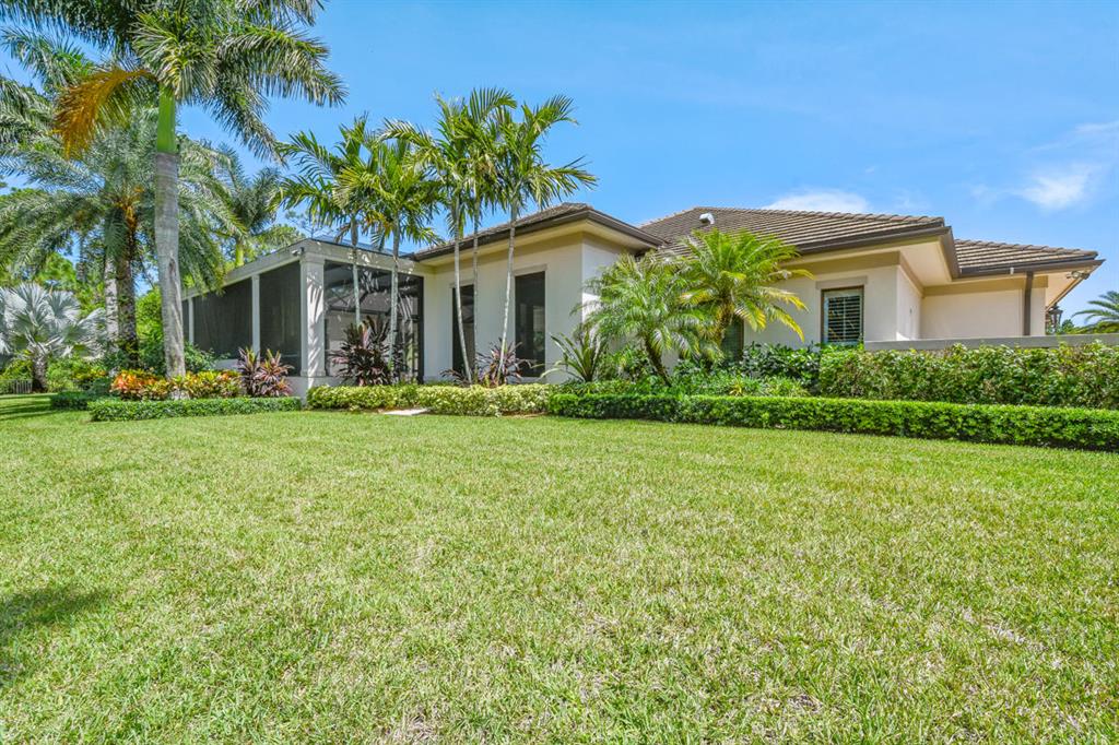 JUPITER EQUESTRIAN ESTATE - Residential