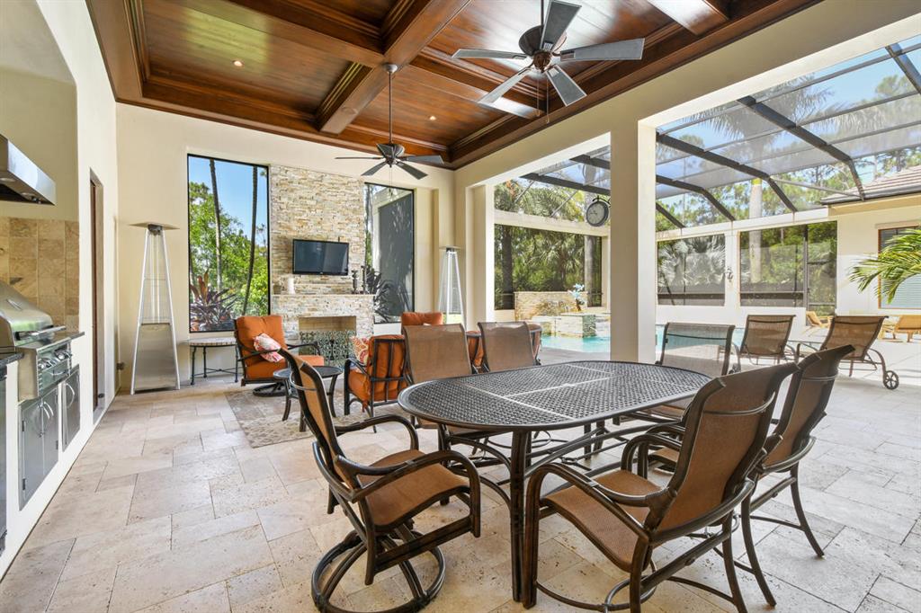 JUPITER EQUESTRIAN ESTATE - Residential