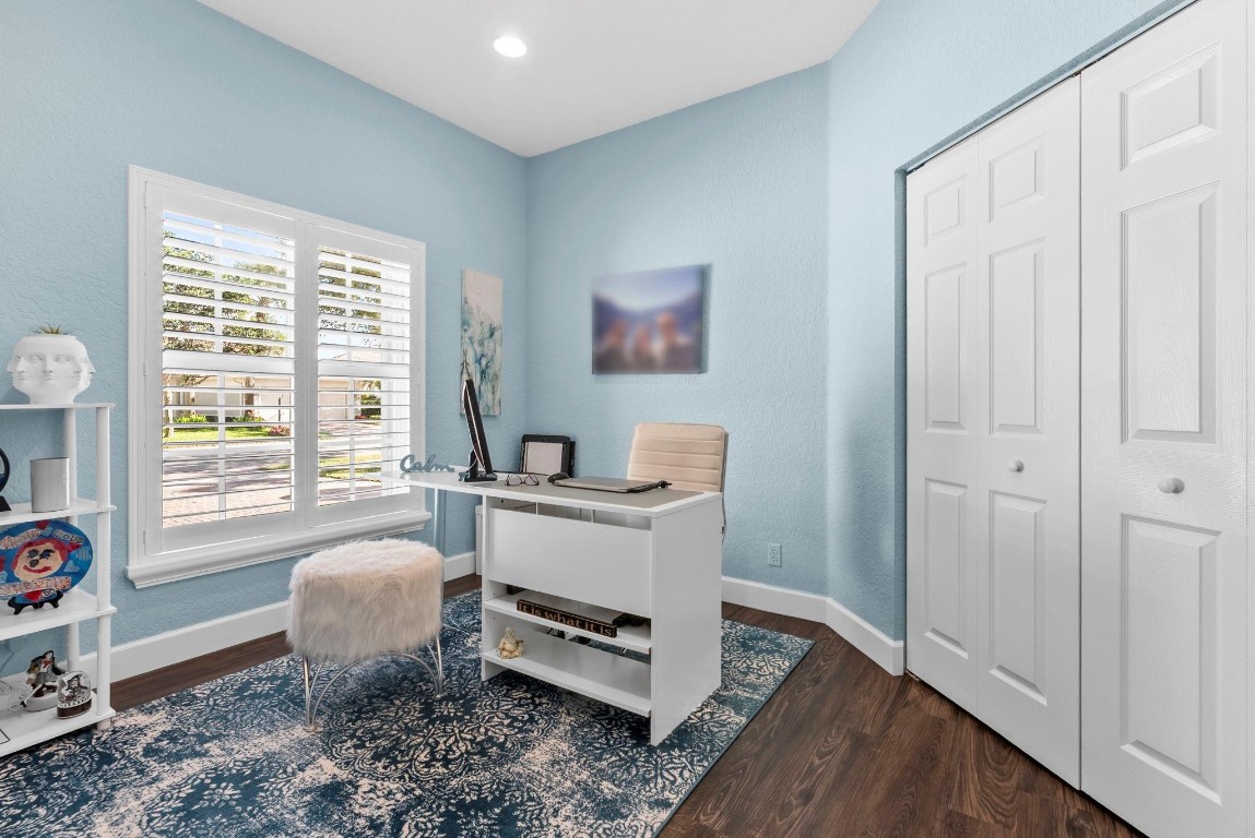 Parkland Isles 164-42 B - Residential